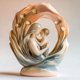 thumbnail image 3 of Estatua artesanal de resina de madre e hijo | Figura sentimental de decoración de amor de mamá hija | Regalo de cumpleaños para el Día de la Madre | Elegante adorno de recuerdo moderno | 4.7x4.7x1.6, 3 of 7