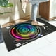 thumbnail image 2 of Tapete de poliéster multicolor con diseño de tocadiscos, 40 x 60 cm | Respaldo antideslizante de TPR | Alfombra de microfibra gruesa y absorbente | Resistente a la suciedad, ideal para baño, sala de, 2 of 6