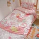 thumbnail image 5 of Sanrio Cinnamoroll Kuromi My melody ropa de cama para estudiantes, juego de cuatro piezas de dibujos animados, Sábana de cama para dormitorio para niñas, funda de edredón, juego de tres piezas, 5 of 5