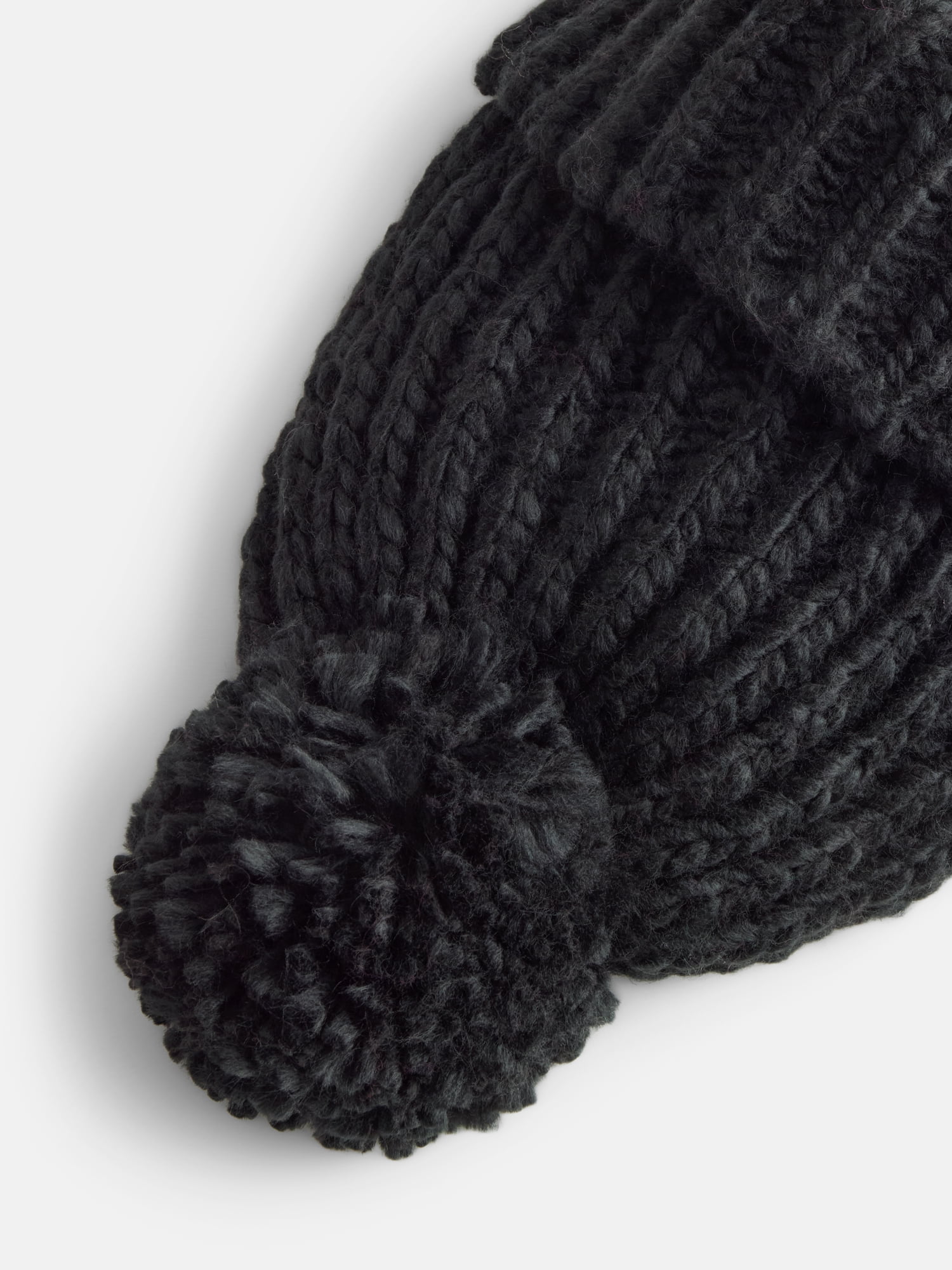 Scenario Women's Chunky Textured Beanie, One Size Fits Most, Black Soot