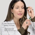 thumbnail image 5 of Pincel de maquillaje Clinique Flat Corrector para debajo de los ojos y el rostro, 5 of 5
