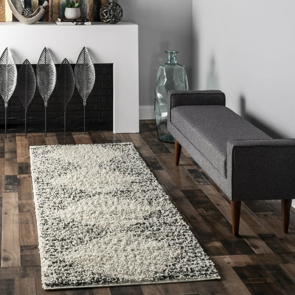 nuLOOM Scarlette Abstract Diamond Shag Area Rug, 2' 8" x 6', Runner, Scarlette Off-white