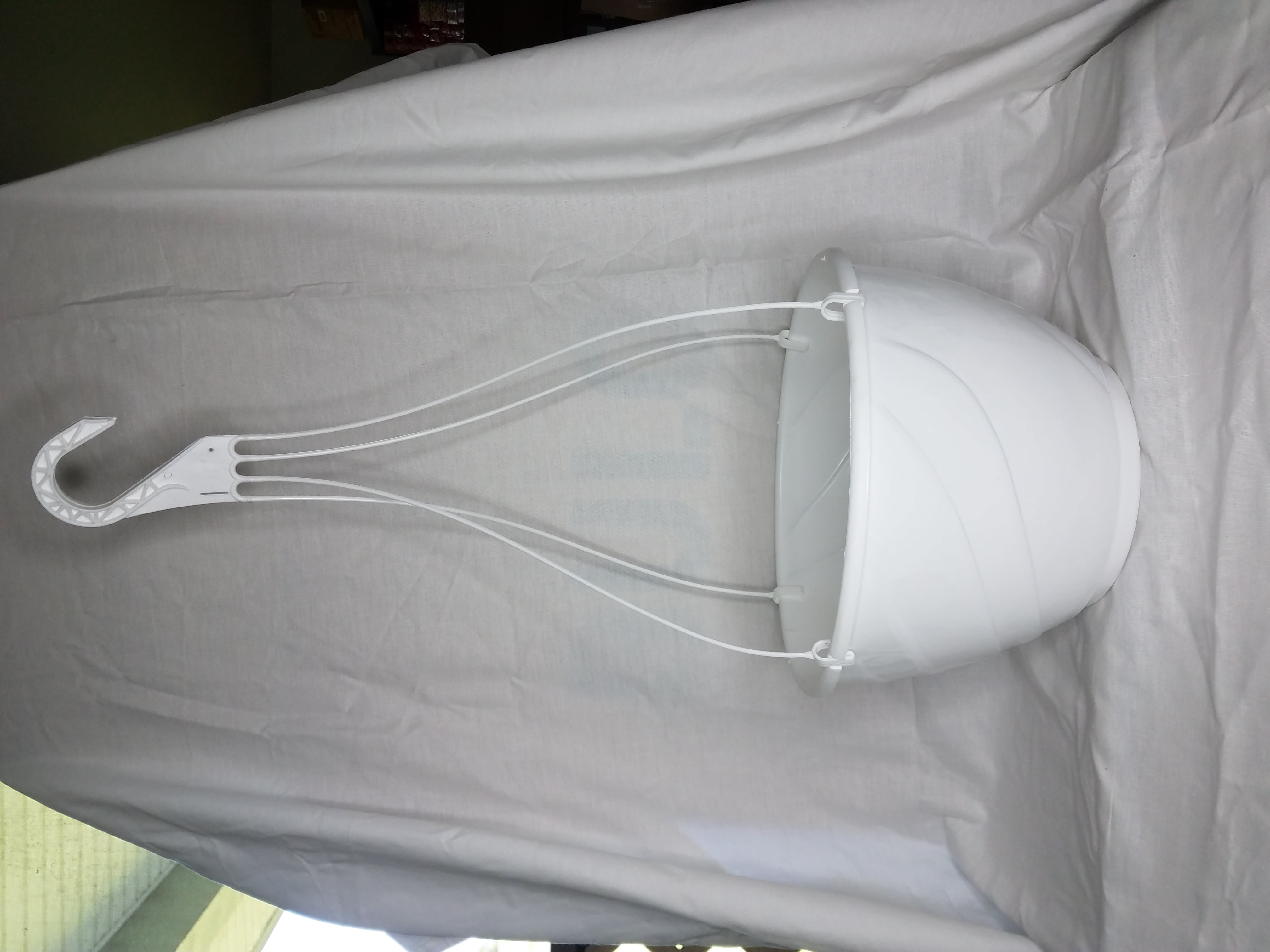 Landmark Plastic 12" White Deco Swirl Hanging Basket Planter, Set of 10