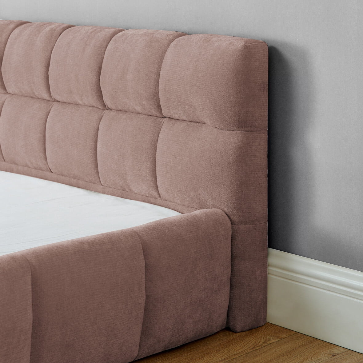King Size Bed Frame with Headboard, Grounded Low Profile Bed with Thick Chenille Fabric, No Box Spring Needed, Sturdy Wood Frame Bed for Bedroom, Pink