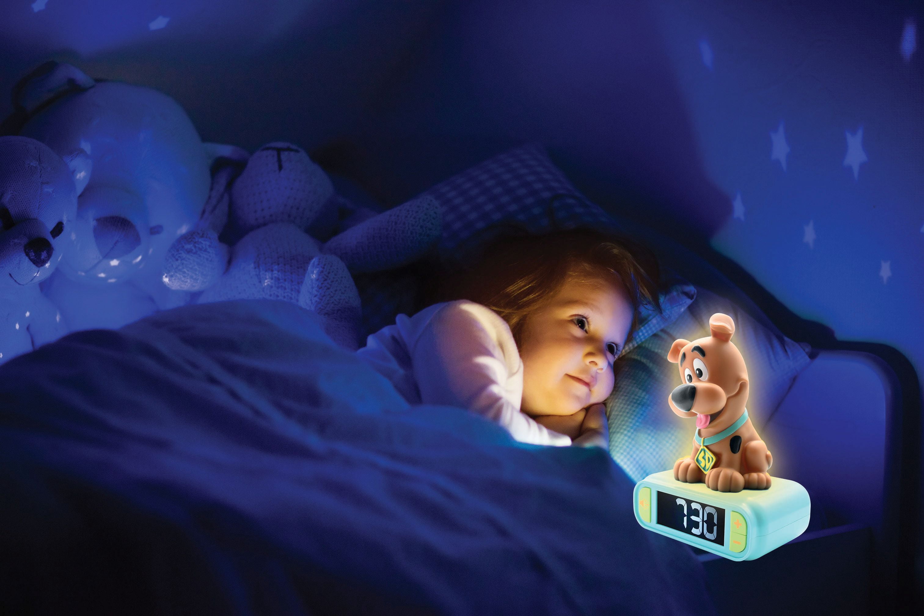 Lexibook - Scooby-Doo Digital Alarm Clock with Night Light Snooze, Clock, Luminous Scooby-Doo, Blue Colour