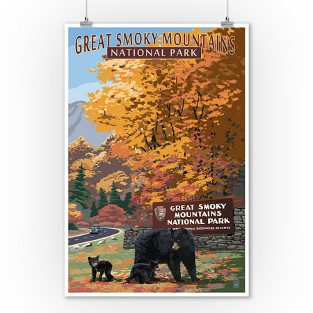 Great Smoky Mountains National Park, Tennesseee - Park Entrance & Bear Family - Lantern Press Artwork (9x12 Art Print, Wall Decor Travel