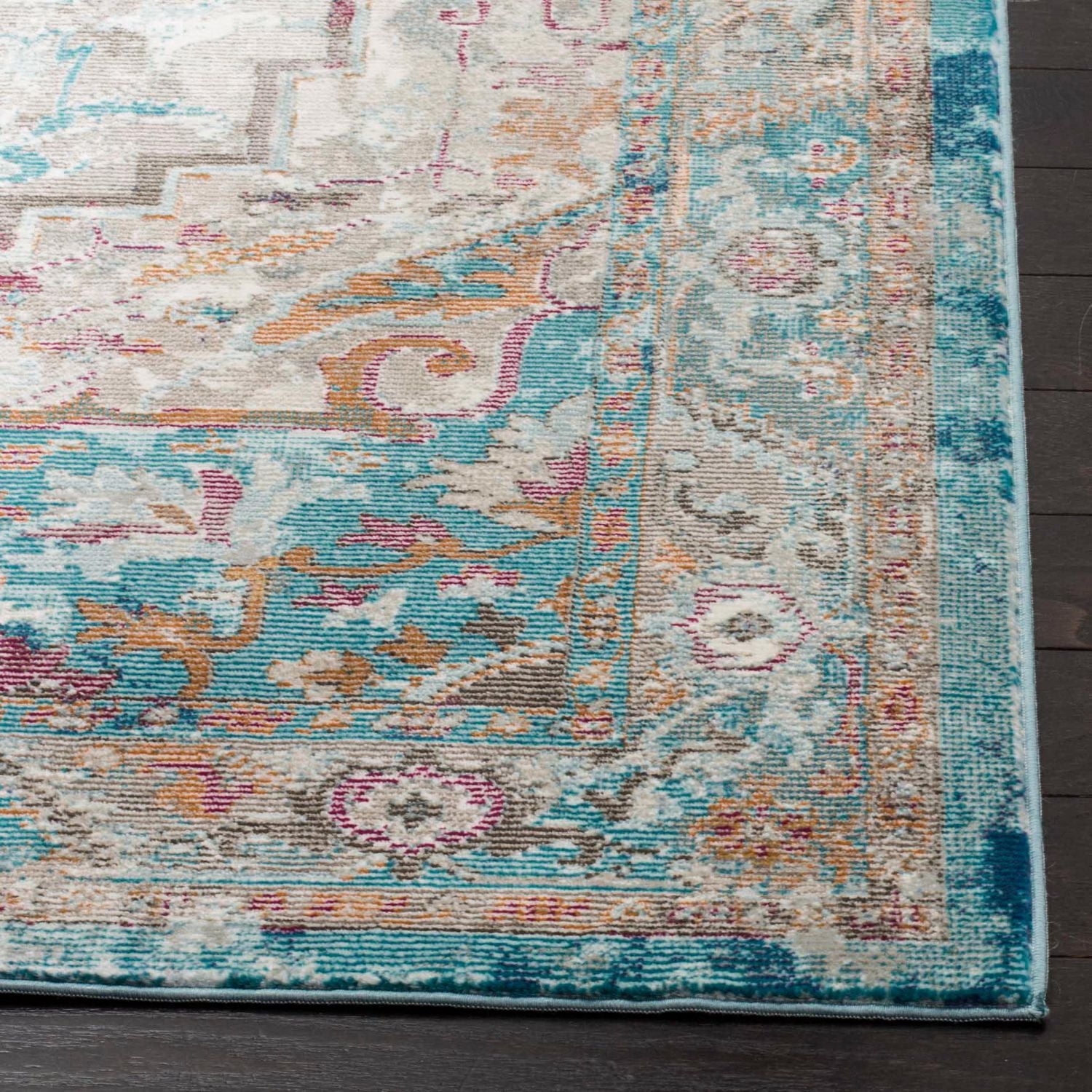 SAFAVIEH Aria Rionach Traditional Area Rug