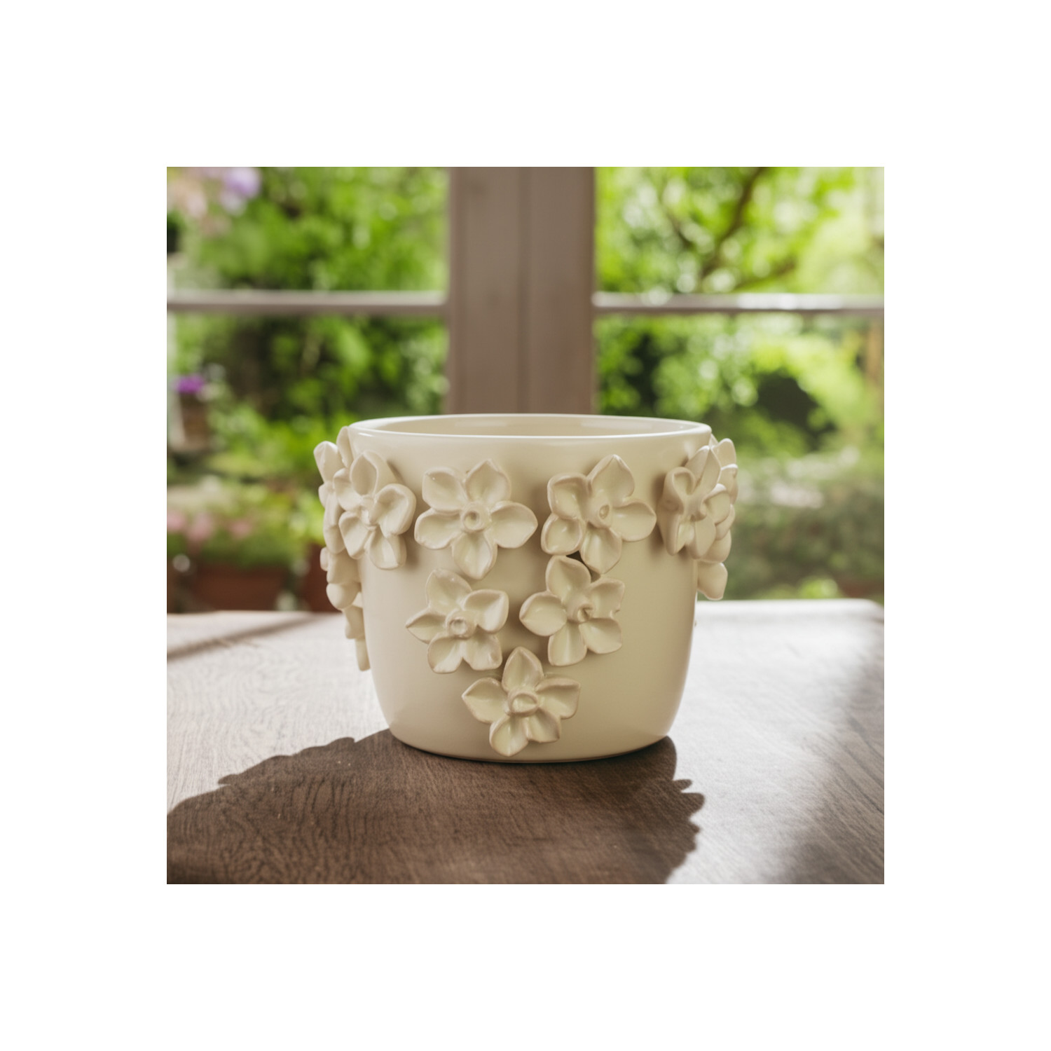 Elegant Round Flower Pot for Home Decor - Ceramic Planter with 3D Floral Design for Indoor Plants - Decorative Stoneware Planters for Outdoor Garden Style, Patio, and Entryway - 6", Ivory & Tan