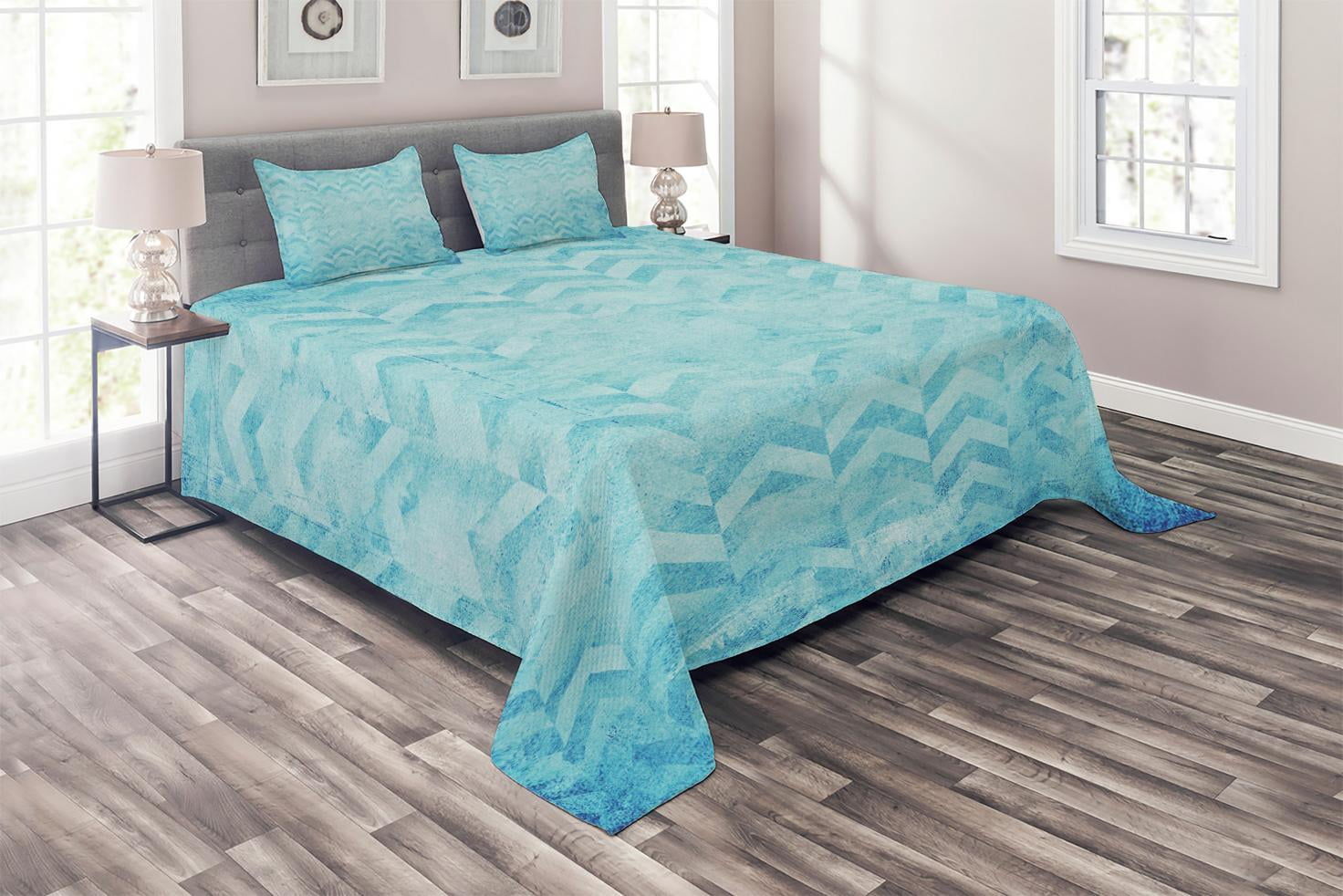 Turquoise Coverlet Set King Size, Geometric Design Chevron Patterns on