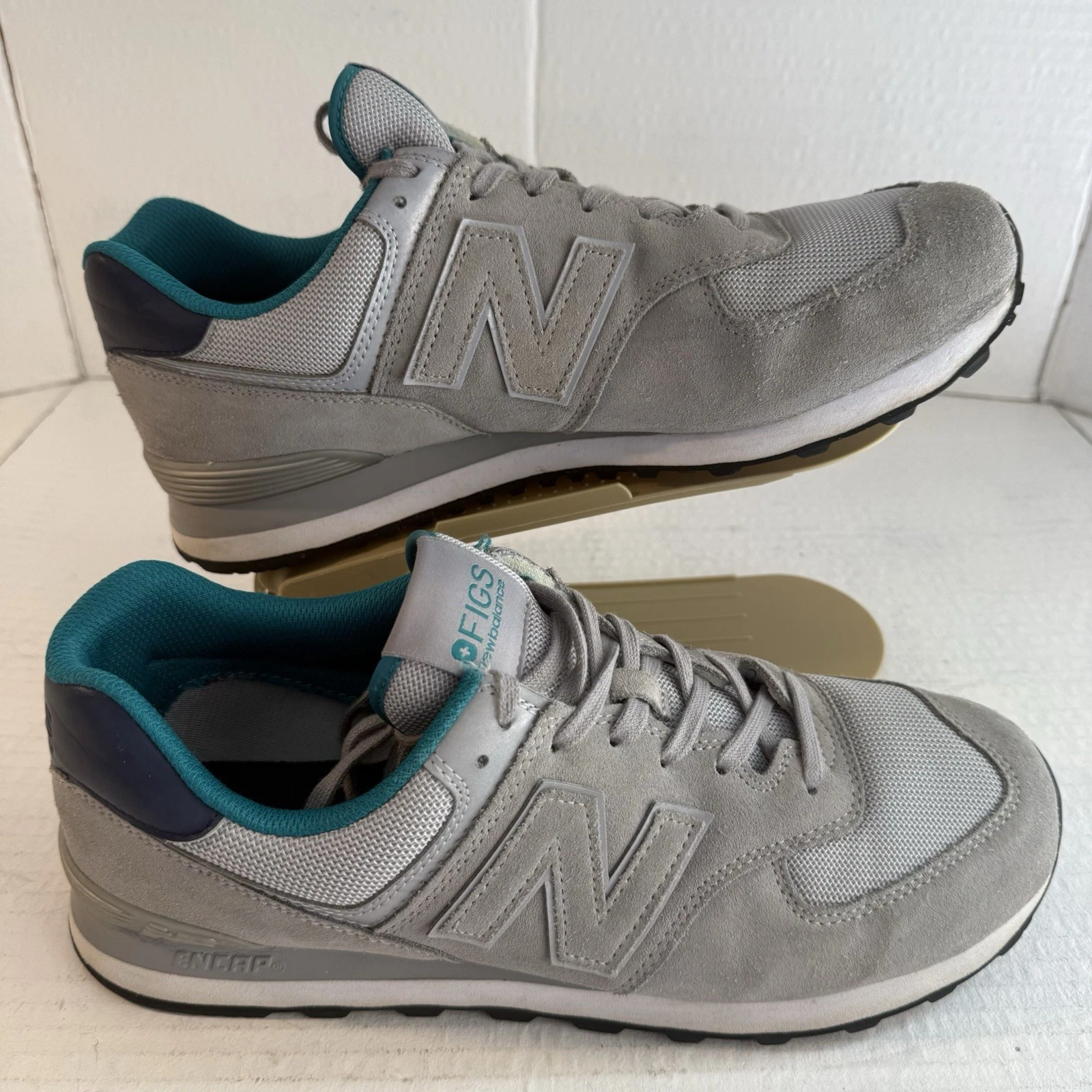 New Balance Figs Mens 11 .5 Shoes Gray ML574FGG Medical  display picture 3