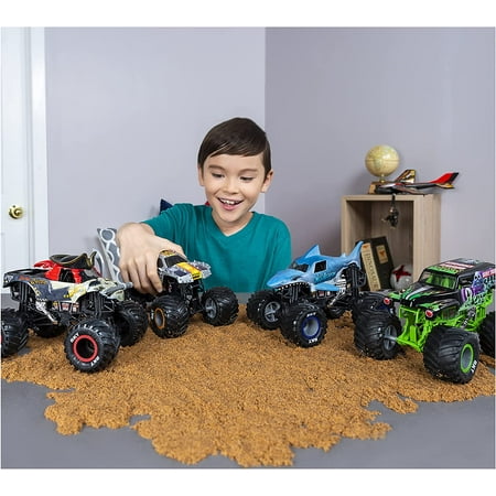 Monster Jam Son-Uva Digger 1:24 Scale Monster Truck