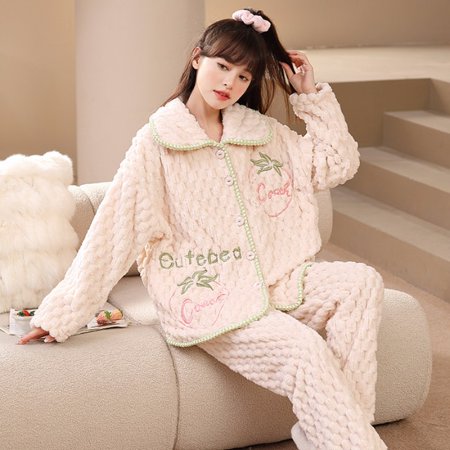 

PIKADINGNIS Women Winter Thicken Style Pajamas Set high-qualityVelvet Pyjamas for Woman Fashion Girls Warm Sleepwear Set Leisure Home Suit