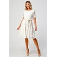 thumbnail image 1 of Robe Semi-Formelle en Dentelle, 1 of 3