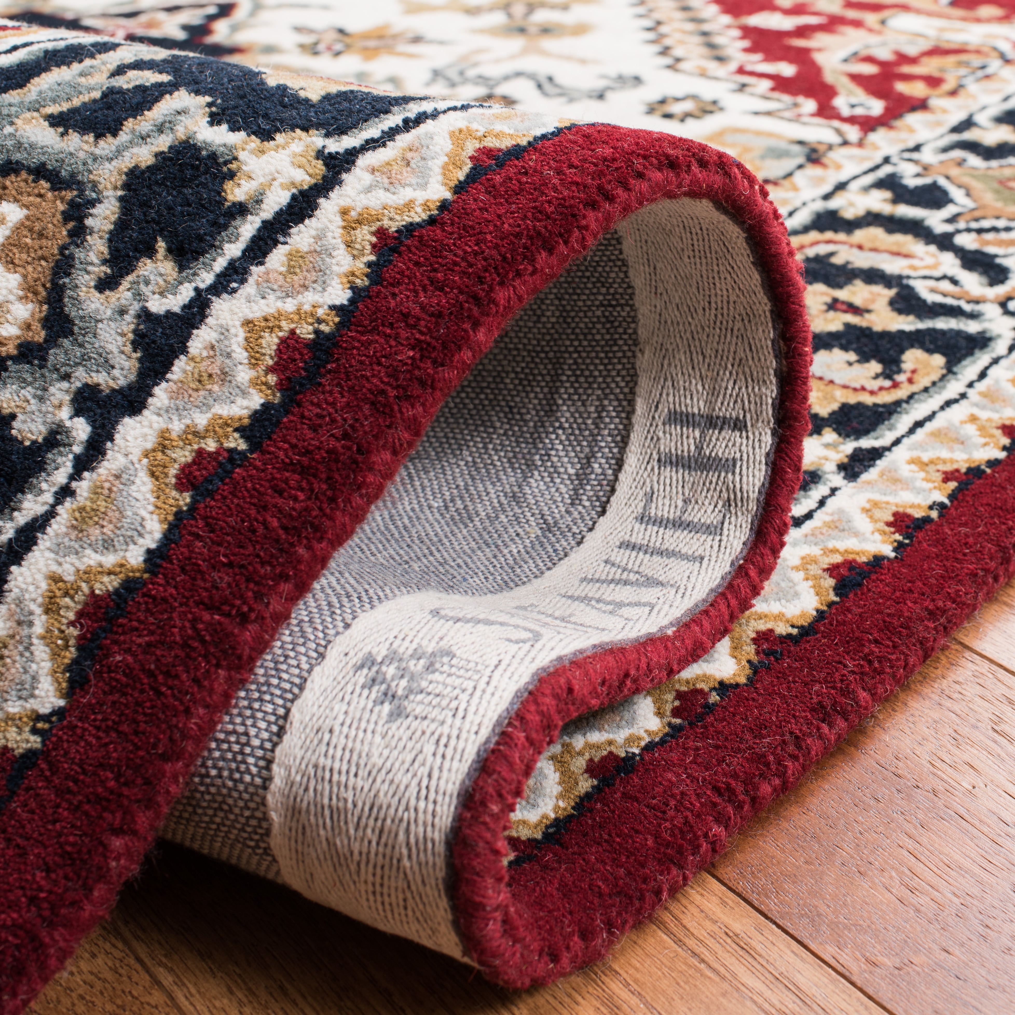 Safavieh Heritage York Oriental Wool Area Rug, Ivory/Red, 8' x 10'