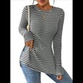 thumbnail image 2 of Camiseta de Larga A Rayas para Mujer, Cuello Redondo, Dobladillo con Abertura, Corte Entallado Negro M, 2 of 10