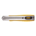 thumbnail image 1 of Cuchillo multiusos DeWalt con hoja autorretráctil y desmontable de 25 mm, 1 of 4