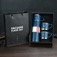 thumbnail image 1 of Thermos isolé avec trois veds, conservation chaude et froide de 24 heures, emballage cadeau en acier inoxydable, 1 of 6