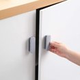 thumbnail image 2 of Manija autoadhesiva, 4 piezas Manija del cajón Ayudante Manija instantánea Apertura de la puerta del gabinete Ventana Armario Manija autoadhesiva Refrigerador Manija auxiliar TUNC Sencillez, 2 of 5