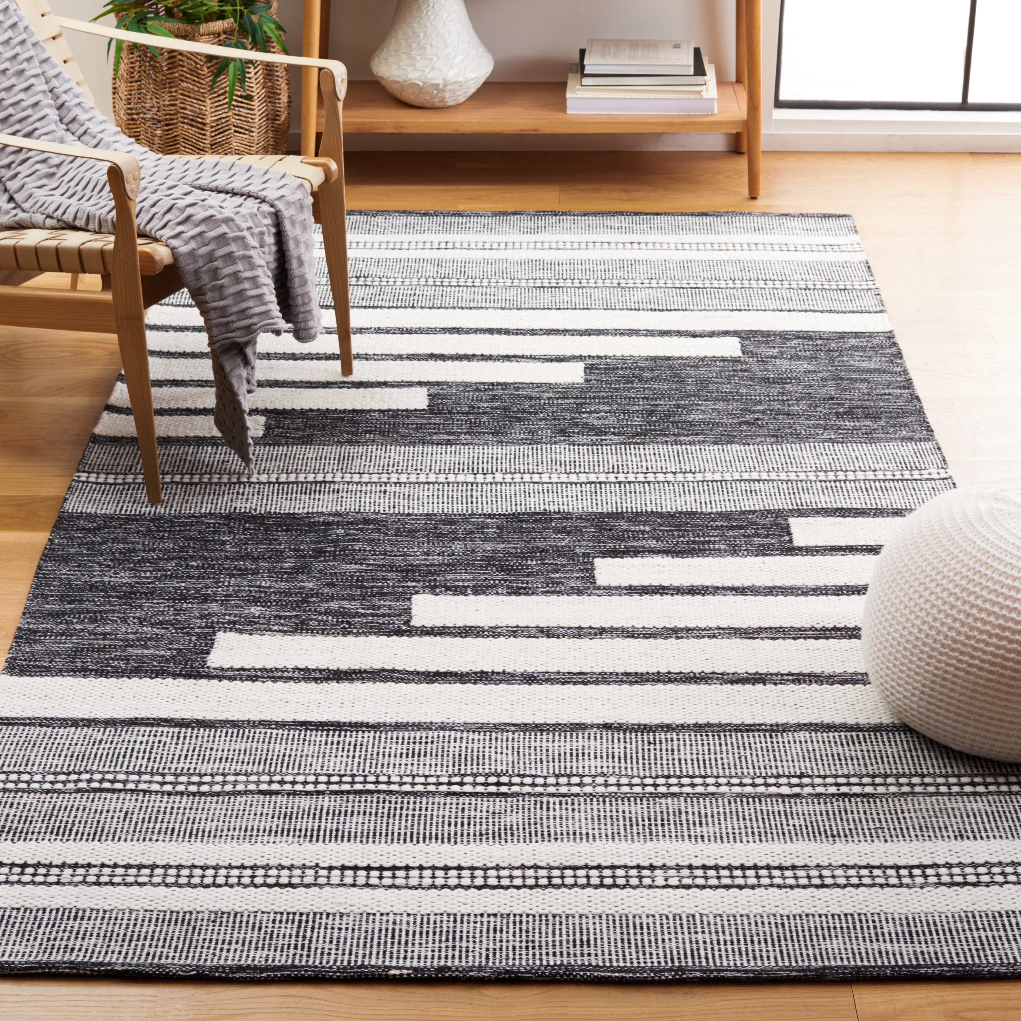 SAFAVIEH Kilim Adam Striped Polyester Area Rug, Ivory/Black, 3' x 5'