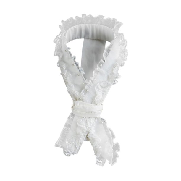Cuellos de kimono japoneses: accesorios tradicionales para kimonos de fiesta. Blanco A
