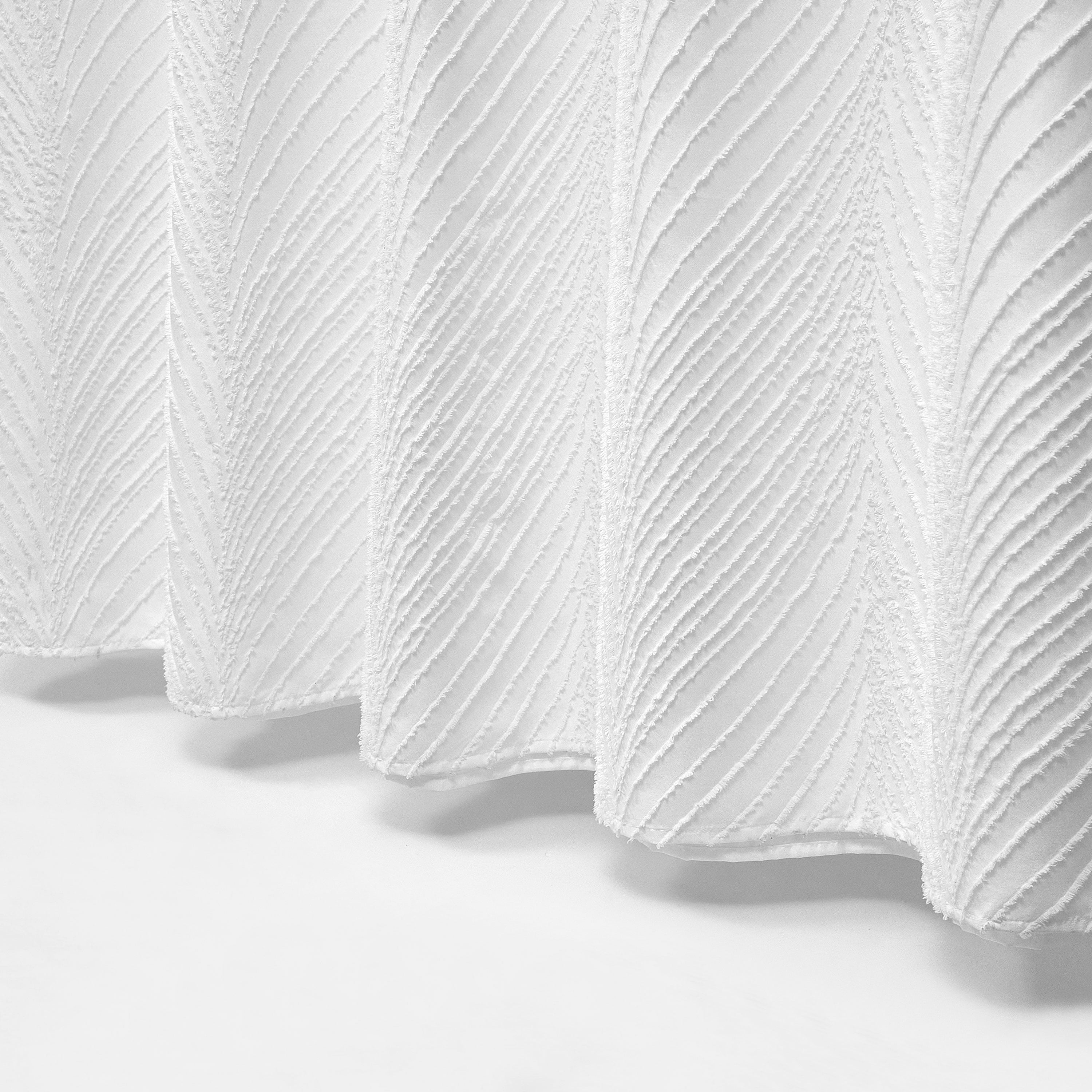 Siiluminisoy White Hookless Shower Curtain with Snap in Liner, Boho Tufted Geometric Striped Design Fabric No Hook Waterproof Mesh Window Bathroom Curtain, 71"X 86"