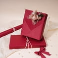 thumbnail image 2 of Rollo de papel kraft rojo BIOBROWN para regalo, 43 x 10 m, mate, 2 of 7