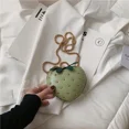 thumbnail image 5 of Bolso de verano 2024 con forma de corazón y fresa, pequeño, con cadena fresca, tipo mensajero, con remaches, para mujer, 5 of 5