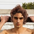 thumbnail image 4 of Peluca corta de pelo sintético para hombre, rizada, en capas, para cosplay, para uso diario, fiesta, disfraz, discoteca, rock, actuación, 4 of 8