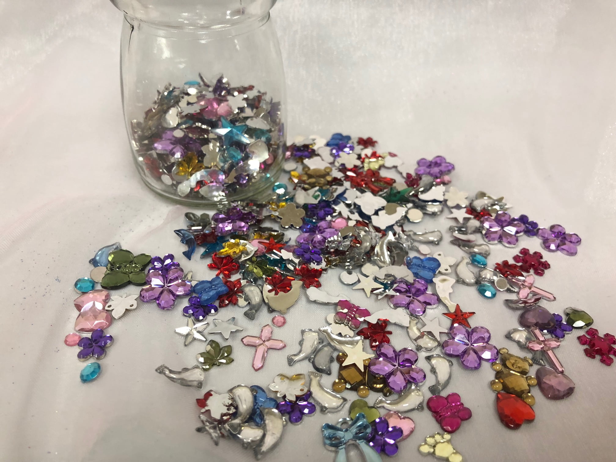 Charmed Wholesale Lot 4oz pack; more than 2,000 piece bag flat back rhinestone mix; Craft and Jewelry making, repairing