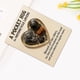 thumbnail image 1 of Recuerdo de bolsillo para amantes de las motos | Llavero de resina en forma de corazón con minicasco y herramientas | Regalo inspirador para motociclistas, hombres y mujeres, 1 of 6