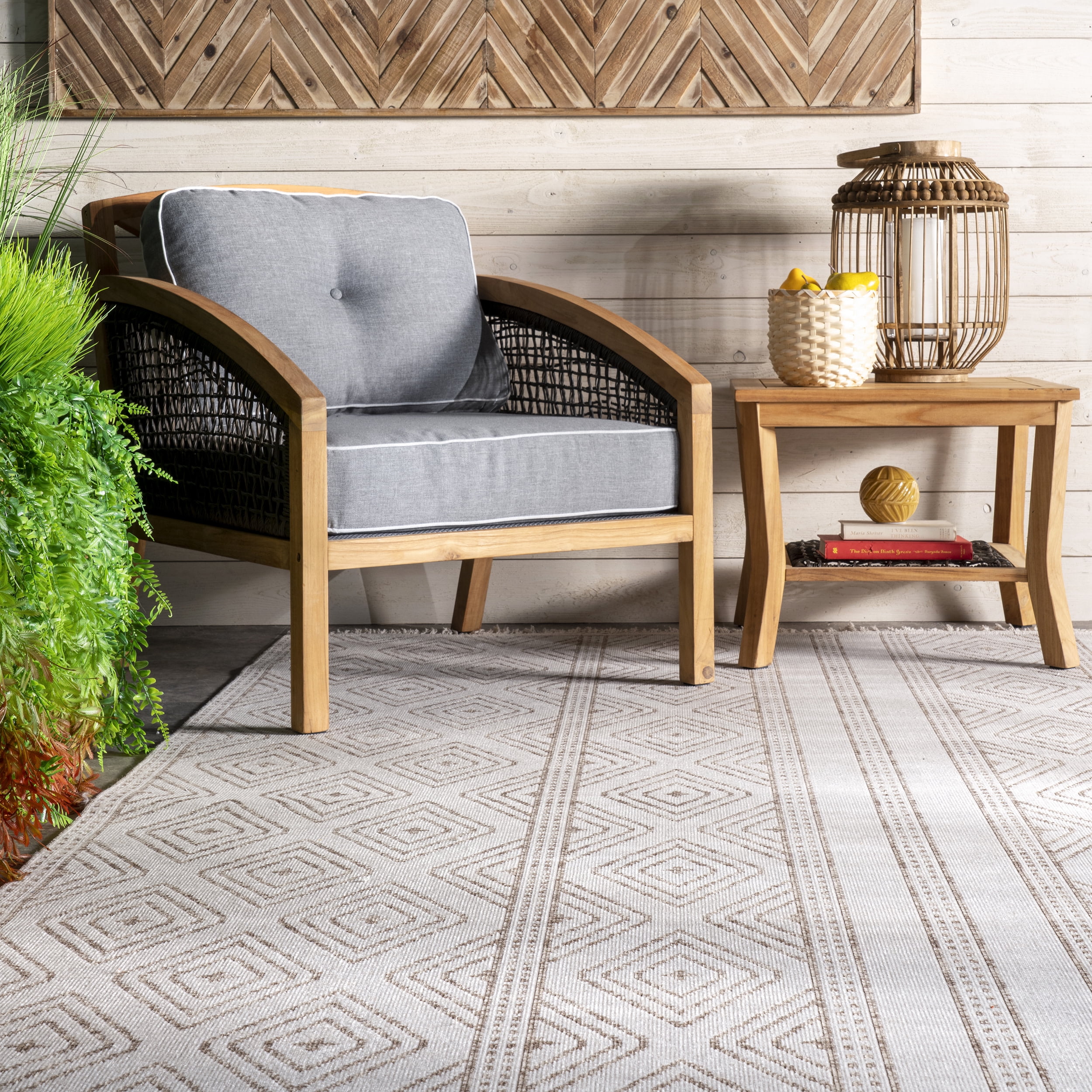 nuLOOM Indoor/Outdoor Striped Miriam 2' 6" x 8' Runner Area Rug, Beige