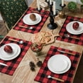 thumbnail image 4 of Set de Tapis de Table et Sets de Table pour les Vacances, le Printemps, l'Été, l'Utilisation Quotidienne (1 Tapis de Table et 6 Sets de Table, Plaid Noir et Rouge), 4 of 7