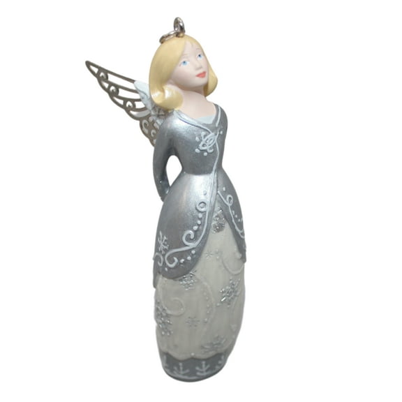 Hallmark Ornament: 2005 Arianna | QP1822 | Beauty Angel