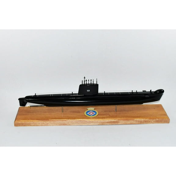 HMS Onyx S-21 Oberon Class Submarine Model,Navy,Scale Model,Mahogany,20 inch,Oberon Class