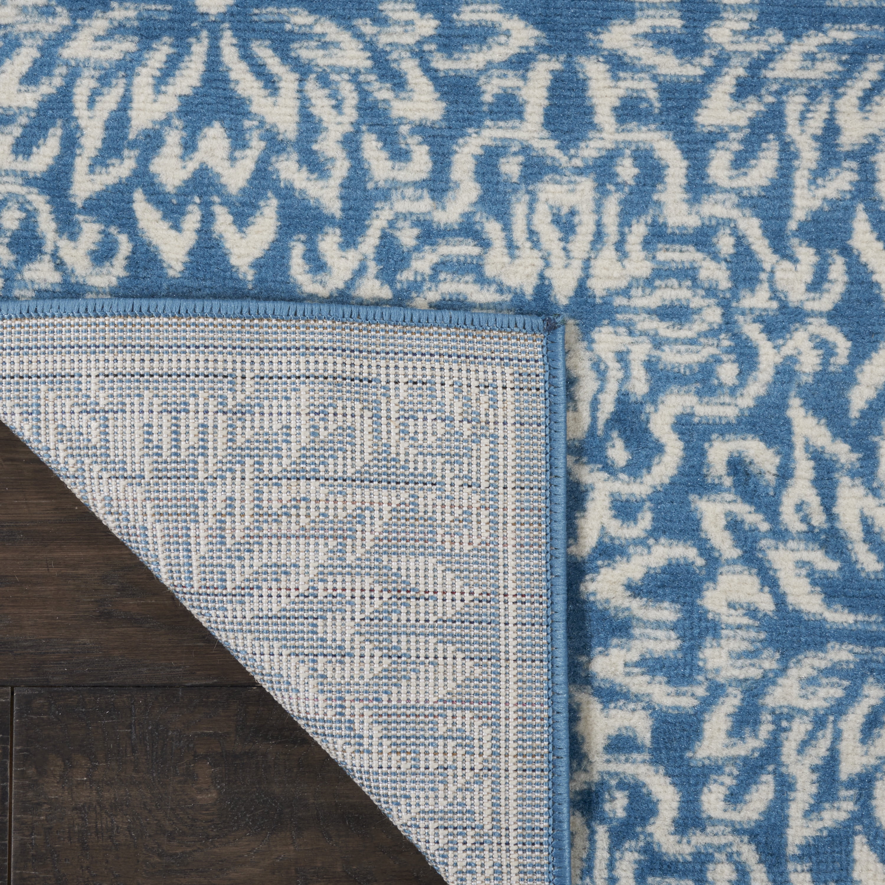 Nourison Bliss Modern Floral Ivory/Blue 2' x 4' Area Rug, (2' x 4')