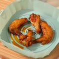 thumbnail image 3 of Bandeja de silicona para horno freidora de aire, bandeja para hornear con asa, tapete para pizza y pollo frito sin aceite, olla de silicona, accesorios para freidora de aire, gris S, 3 of 6