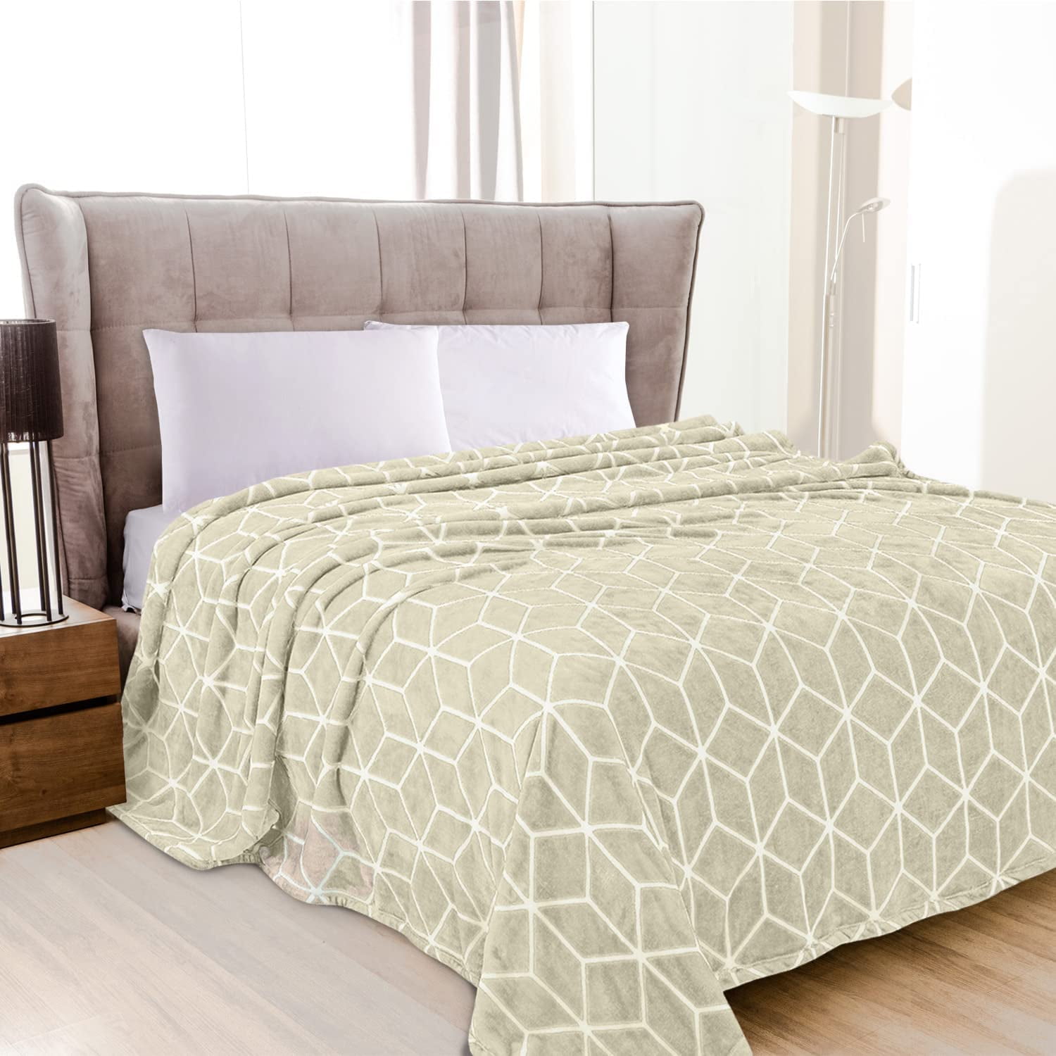 Cream Geometric Twin/Twin XL Fleece Blanket