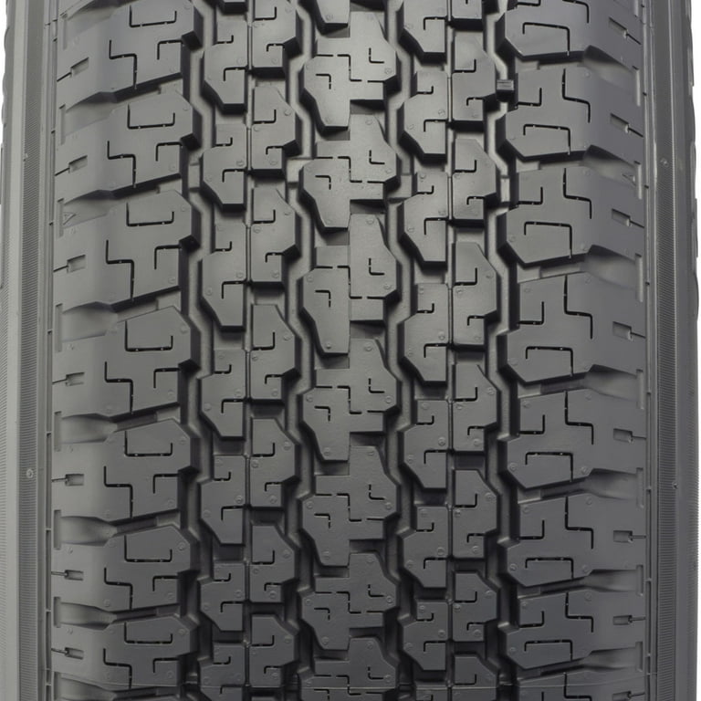 Bridgestone Dueler H/T 689 All Season 265/70R16 111S Light Bridgestone Dueler H/T 689 All Season 265/70R16 111S Light