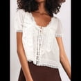 thumbnail image 4 of Blusa de Encaje con Lazo Frontal para Mujer, Transparente, de Corta, Cuello Redondo, Botones, Estilo Bohemio, con Volantes, Estilo Y2K L, 4 of 8