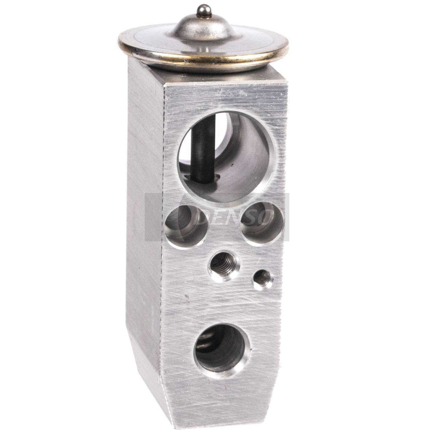 A/C Expansion Valve Fits select: 2000-2002 NISSAN MAXIMA, 2002-2004 NISSAN PATHFINDER