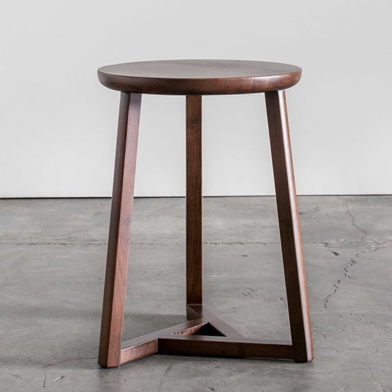 Oslo Side Table, Classic Walnut