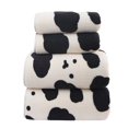 thumbnail image 1 of Toalla de baño Lohuatrd ultra suave con estampado de vaca de dibujos animados, muy absorbente, ligera y de secado rápido., 1 of 8