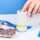 thumbnail image 1 of Sellador al vacío portátil USB para alimentos - Mini bomba de vacío recargable para conservación de alimentos, aspiración de 50-60 Kpa, blanco/azul, 1 of 5