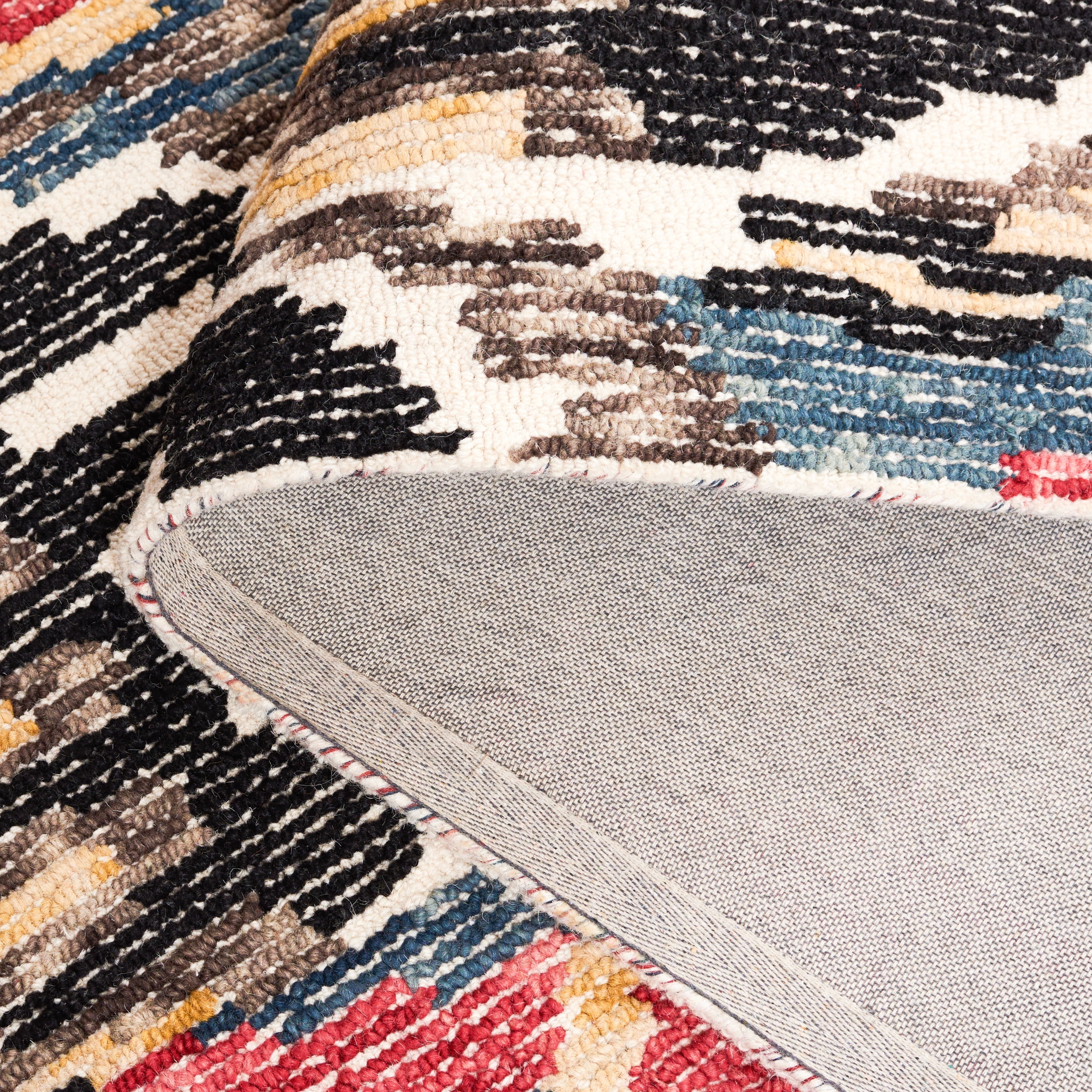 Safavieh Ikat Lindsay Southwestern Area Rug, Black/Red, 6' x 9'