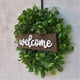 thumbnail image 4 of Corona de simulación, decoración de puerta de bienvenida, corona verde, letrero de madera colgante, 4 of 7
