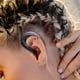 thumbnail image 3 of Auriculares Bluetooth con micrófono y gancho para la oreja. Ligera cancelación de ruido. 72 x 40 x 85 mm, 3 of 9