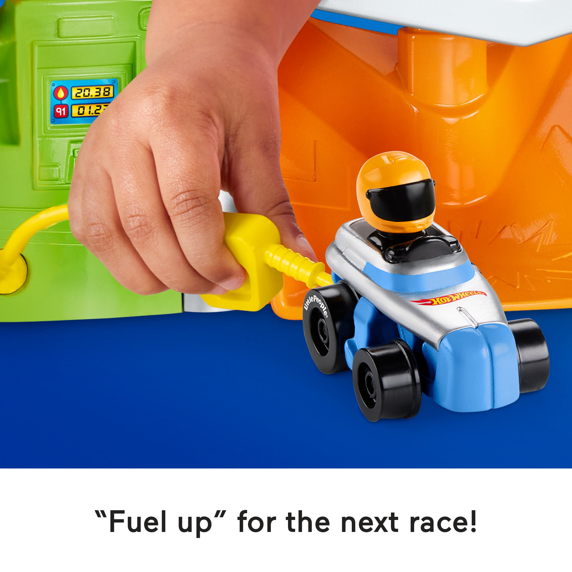 Fisher-Price Little People Hot Wheels Race Track for Toddlers, Race and Go Track Set, 2 Cars