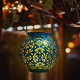 thumbnail image 1 of Luces decorativas para exteriores que funcionan con energía solar, lámpara de mesa de metal resistente al agua con un encantador diseño barroco, energía 100 % solar, pintura a prueba de óxido para la, 1 of 6