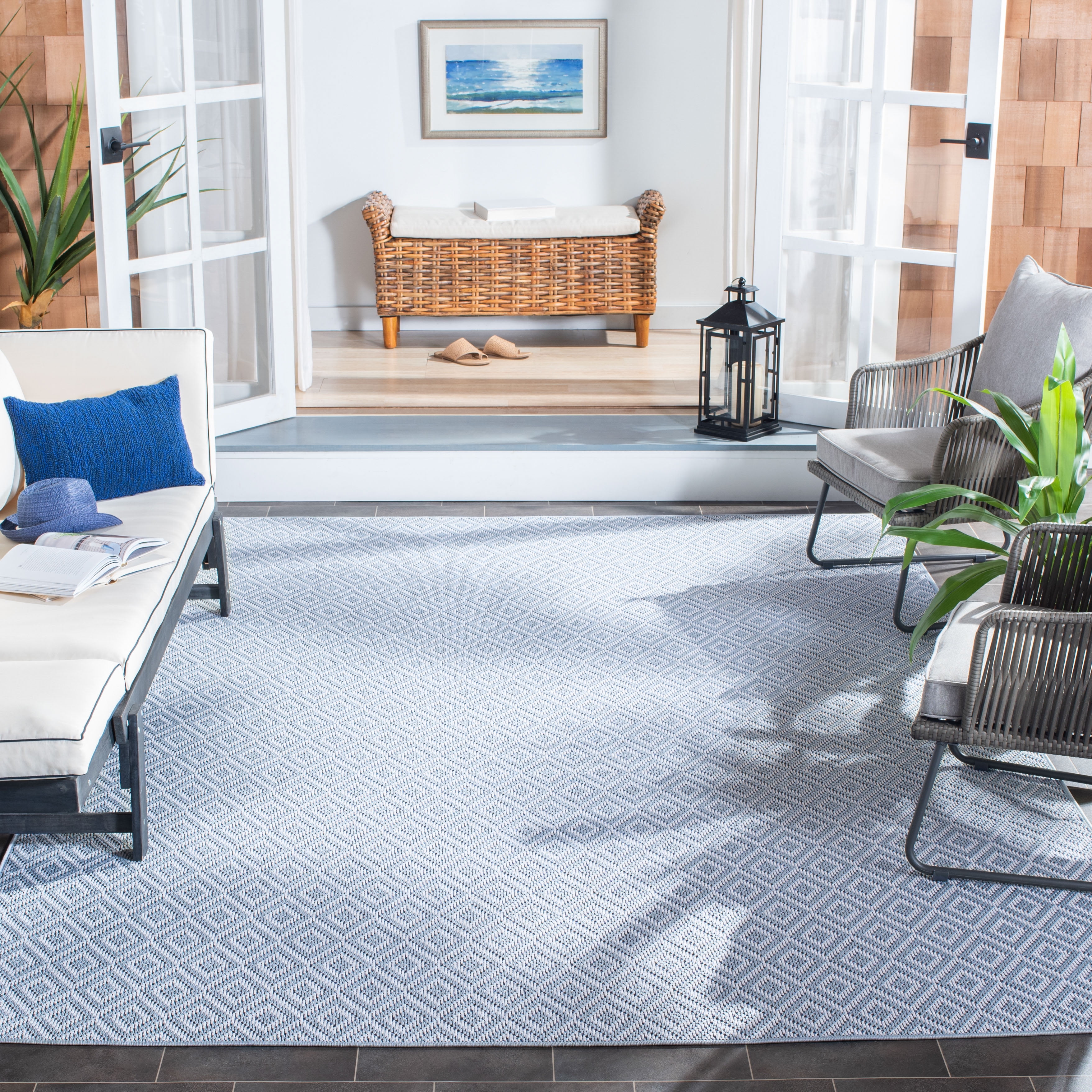 SAFAVIEH Machine Washable Rug Indoor/Outdoor Bermuda Collection - Bermuda Augustine Geometric Diamonds Indoor/Outdoor Area Rug Light Blue/Cream, 6'7" x 6'7" Square