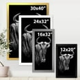 thumbnail image 4 of Designart 'Black and White Portrait Of Wildebeest' Farmhouse Framed Art Print, 4 of 4